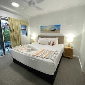 coolum-seaside-apartments-coolum-beach.hotelssunshinecoast.net/